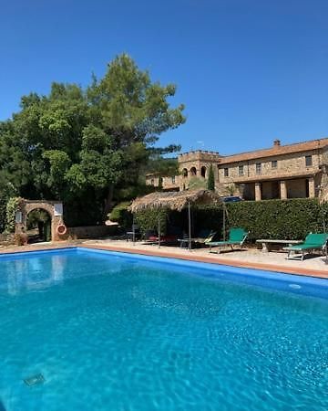 Agriturismo La Fontanella & Glamping スヴェレート エクステリア 写真
