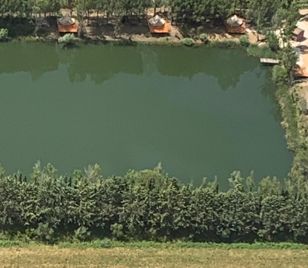 Agriturismo La Fontanella & Glamping スヴェレート エクステリア 写真