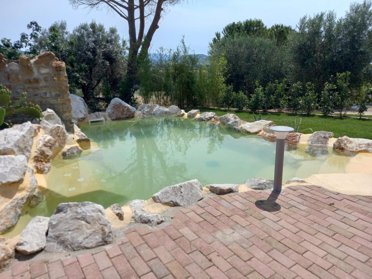 Agriturismo La Fontanella & Glamping スヴェレート エクステリア 写真